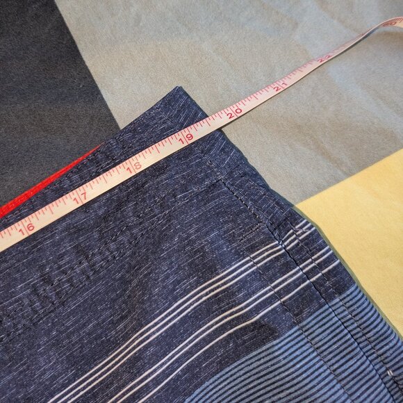 Multiple (2) Men's XX-Large (38) Swim Trunks - Picture 11 of 13